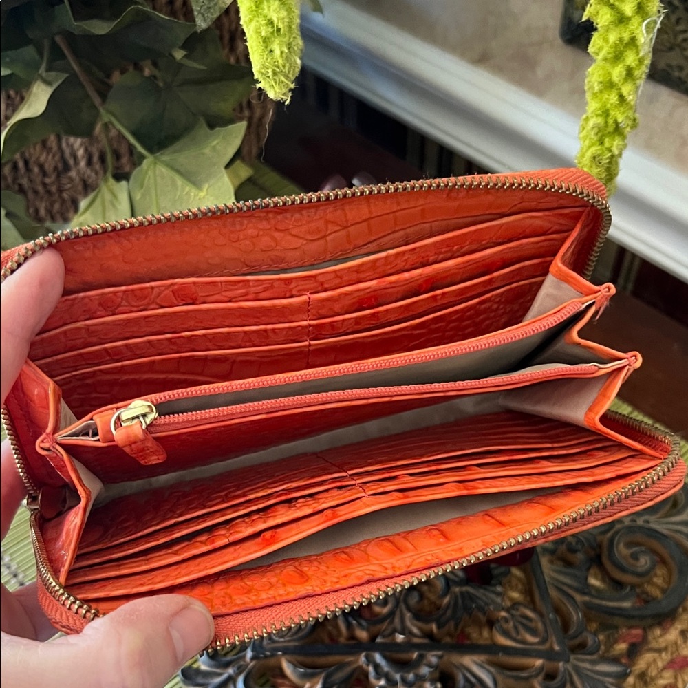 Brahmin Orange/Coral Croc-Embossed Zip Around Wallet -Leather. USED but GUC - Picture 3 of 15